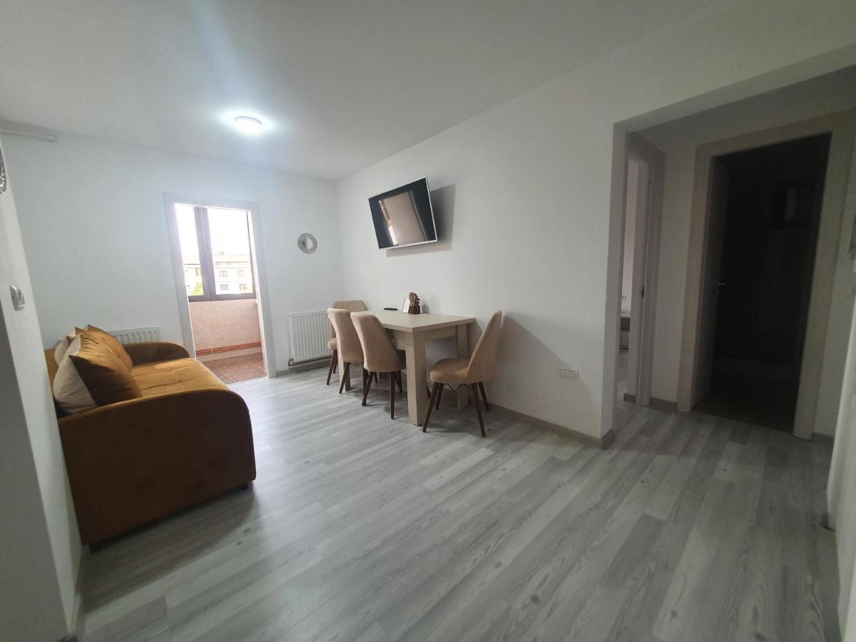 Apartament Nicole Curtea de Argeş Zewnętrze zdjęcie
